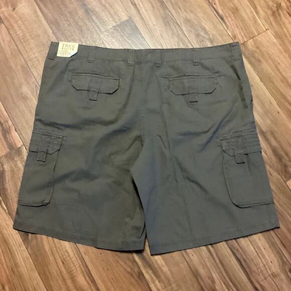 True Nation Men's Cargo Shorts in Washed Brown Size 52 NWT - Picture 2 of 10